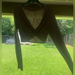 Aeropostalé Locoowai-Sleeve-Workout-V-Neck-Cropped